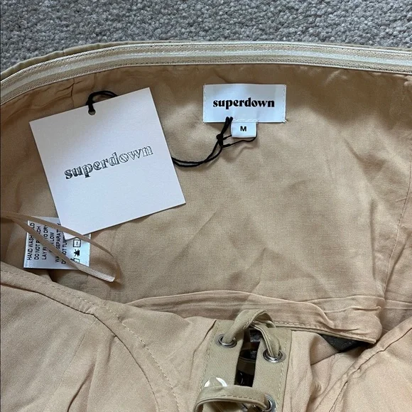 NWT Superdown Ashlyn corset lace up top Size Medium - Picture 5 of 12